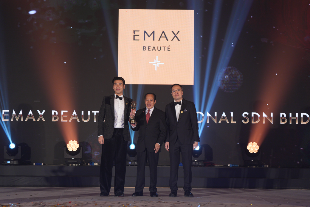 EMAX Clinches Prestigious SME100® Award!